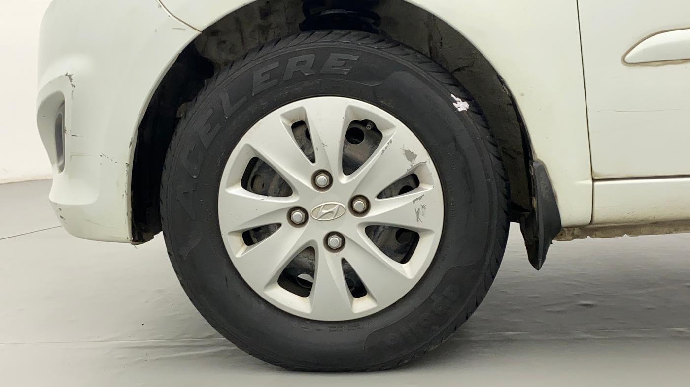 2010 Hyundai i10 SPORTZ 1.2 AT, Petrol, Automatic, 32,797 km, Left Front Wheel