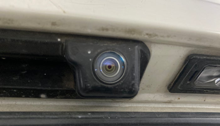 2018 Skoda Rapid STYLE 1.6 MPI AT, Petrol, Automatic, 68,232 km, Parking Camera