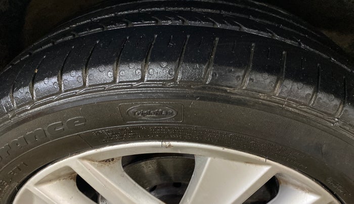 2018 Skoda Rapid STYLE 1.6 MPI AT, Petrol, Automatic, 68,232 km, Right Front Tyre Tread