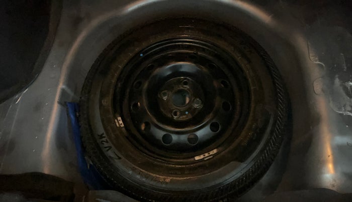 2016 Maruti Swift Dzire VXI, Petrol, Manual, 67,247 km, Spare Tyre