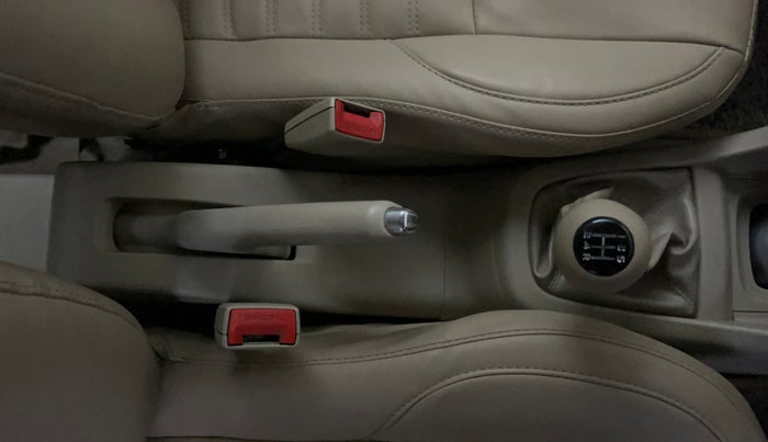 2016 Maruti Swift Dzire VXI, Petrol, Manual, 67,247 km, Gear Lever