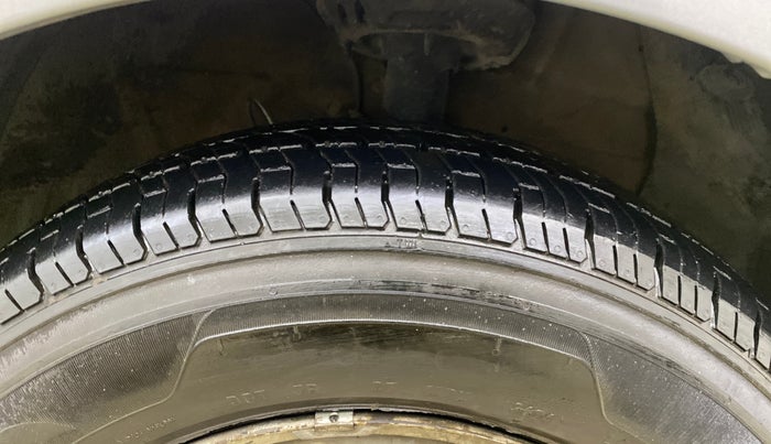 2019 Hyundai NEW SANTRO MAGNA AMT, Petrol, Automatic, 60,826 km, Right Front Tyre Tread