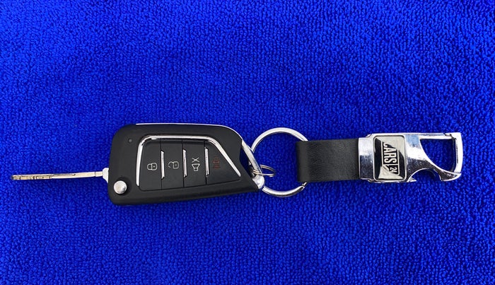 2022 Maruti Alto LXI OPT CNG, CNG, Manual, 8,502 km, Key Close Up