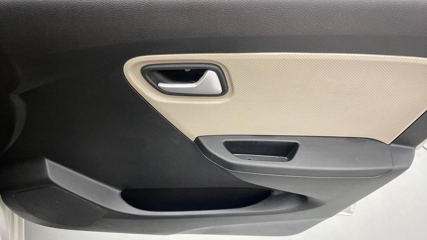 2022 Maruti Alto LXI OPT CNG, CNG, Manual, 8,502 km, Driver Side Door Panels Control