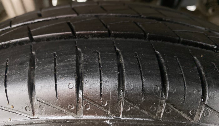 2022 Maruti Alto LXI OPT CNG, CNG, Manual, 8,502 km, Right Rear Tyre Tread