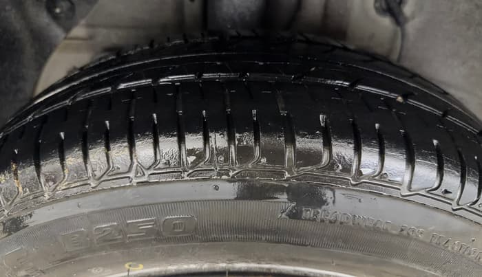 2017 Hyundai Elite i20 SPORTZ 1.2, Petrol, Manual, 28,434 km, Right Rear Tyre Tread