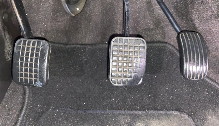 2015 Tata Zest XE PETROL, Petrol, Manual, 90,782 km, Pedals