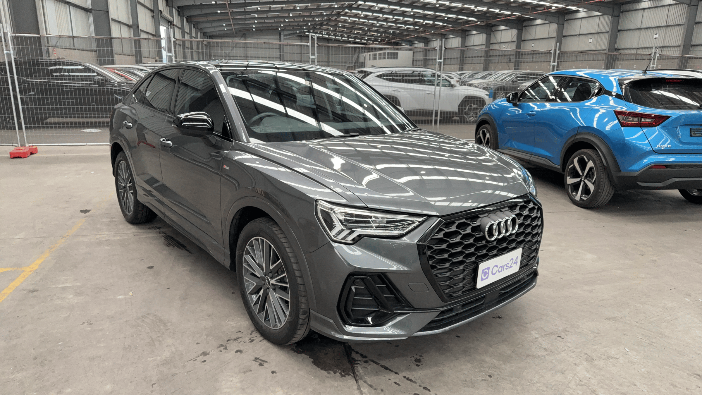 Audi Q3 image