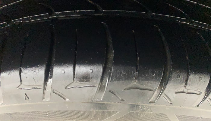 2019 Hyundai Verna 1.6 VTVT SX, Petrol, Manual, 78,537 km, Left Rear Tyre Tread