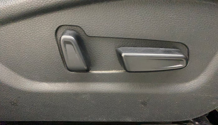 2020 KIA SELTOS HTX PLUS 1.5 DIESEL, Diesel, Manual, 69,023 km, Driver Side Adjustment Panel