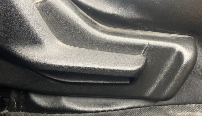 2020 Maruti Swift LXI, Petrol, Manual, 53,902 km, Driver Side Adjustment Panel