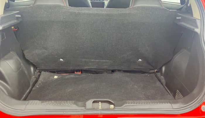 2020 Maruti Swift LXI, Petrol, Manual, 53,902 km, Boot Inside