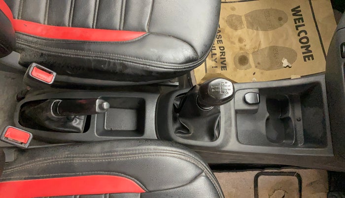 2016 Renault Kwid RXL, Petrol, Manual, 47,662 km, Gear Lever