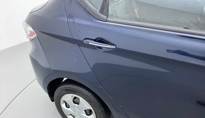 2019 Tata TIGOR XZ 1.2 REVOTRON, Petrol, Manual, 10,370 km, Right quarter panel - Slightly dented