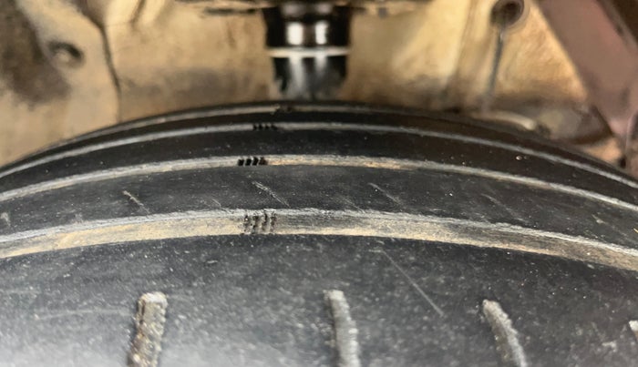 2021 Maruti S Cross ALPHA 1.5, Petrol, Manual, 48,357 km, Right Front Tyre Tread