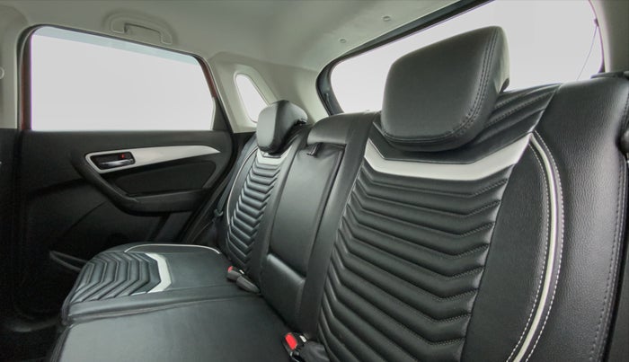 2020 Maruti Vitara Brezza ZXI+ DUAL TONE, Petrol, Manual, 78,551 km, Right Side Rear Door Cabin