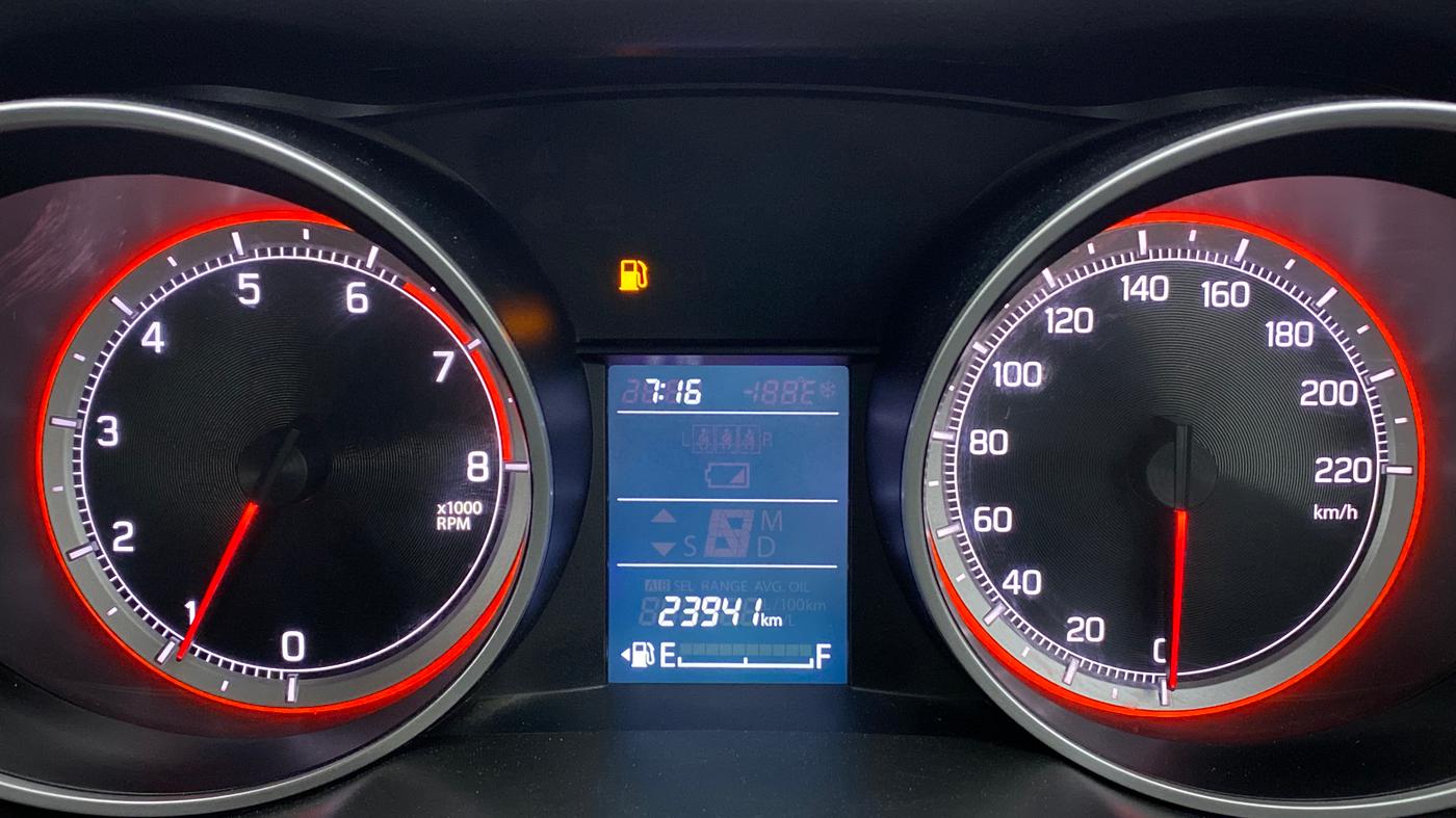 2021 Maruti Swift VXI, Petrol, Manual, 23,941 km, Odometer Image