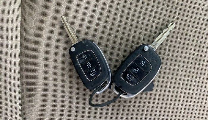 2015 Hyundai Elite i20 SPORTZ 1.2, Petrol, Manual, 90,268 km, Key Close Up