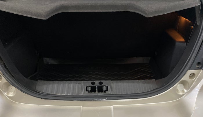 2018 Ford FREESTYLE TITANIUM 1.2 PETROL, Petrol, Manual, 65,836 km, Boot Inside