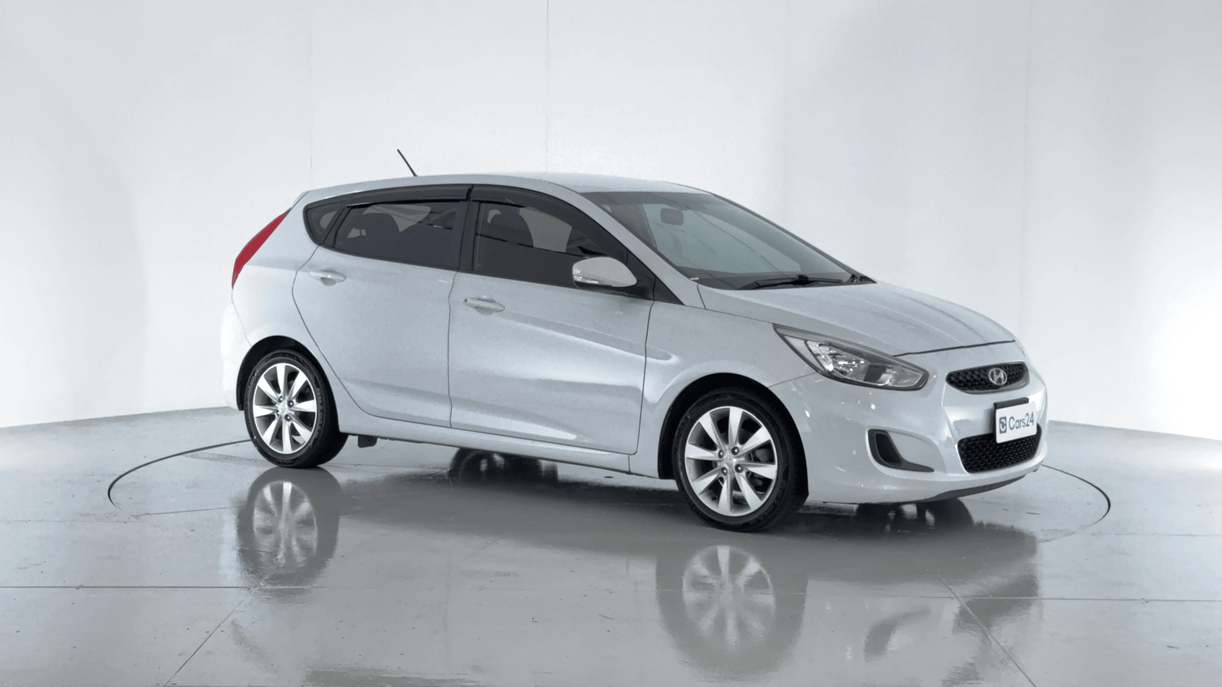Hyundai Accent image
