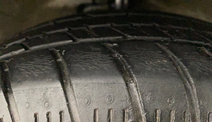 2021 Maruti Celerio VXI (O) CNG, CNG, Manual, 43,330 km, Right Front Tyre Tread