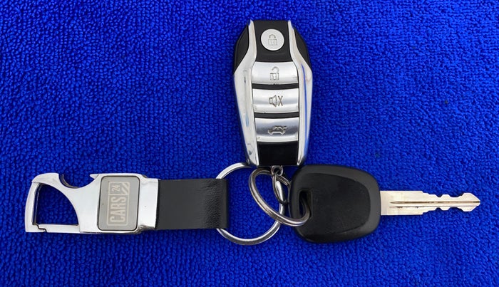 2021 Maruti Celerio VXI (O) CNG, CNG, Manual, 43,330 km, Key Close Up