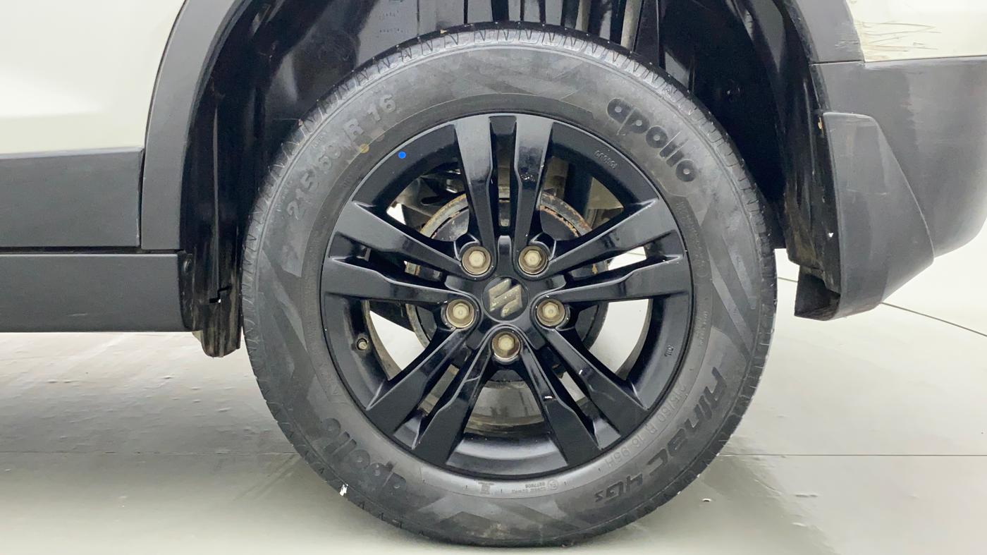 2018 Maruti Vitara Brezza ZDI, Diesel, Manual, 45,655 km, Left Rear Wheel