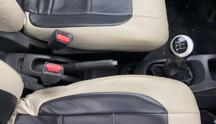 2015 Maruti Wagon R 1.0 VXI, Petrol, Manual, 72,050 km, Gear Lever