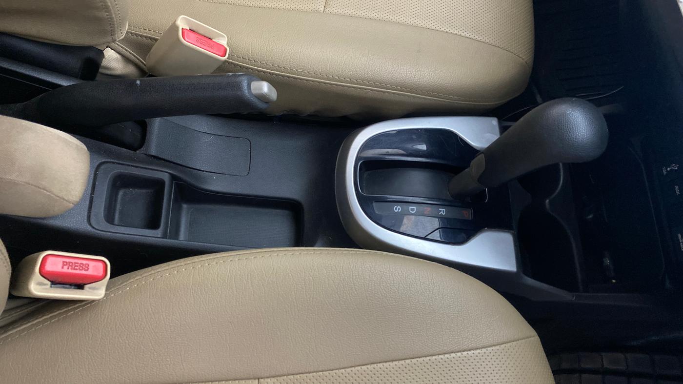 2022 Honda Jazz 1.2L I-VTEC V CVT, Petrol, Automatic, 51,016 km, Gear Lever