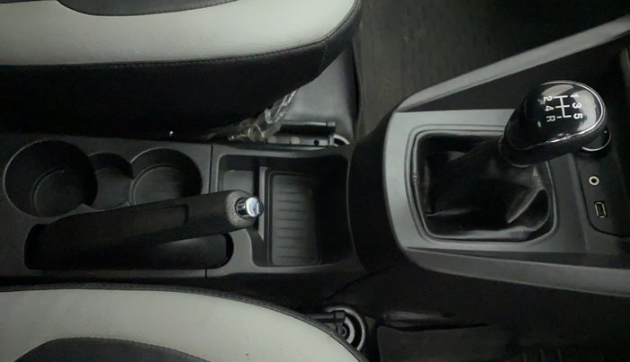 2018 Ford FREESTYLE TREND PLUS 1.2 PETROL, Petrol, Manual, 34,345 km, Gear Lever