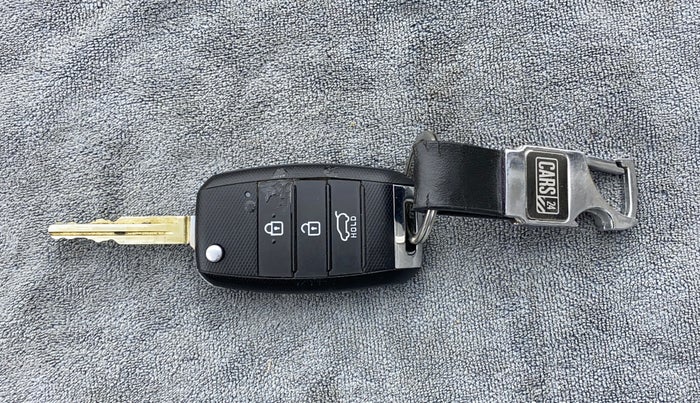 2019 KIA SELTOS HTE 1.5 DIESEL, Diesel, Manual, 39,138 km, Key Close Up