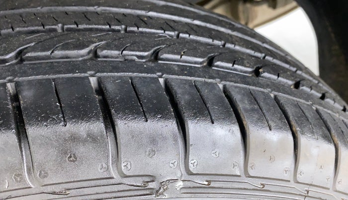 2019 KIA SELTOS HTE 1.5 DIESEL, Diesel, Manual, 39,138 km, Left Rear Tyre Tread
