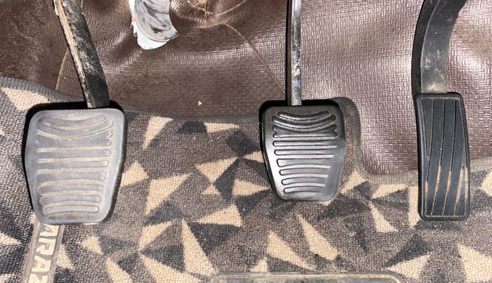 2018 Mahindra MARAZZO M2 8 STR, Diesel, Manual, 58,677 km, Pedals