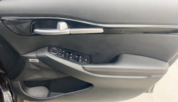 2021 KIA SELTOS GTX PLUS DCT 1.4 PETROL, Petrol, Automatic, 30,505 km, Driver Side Door Panels Control