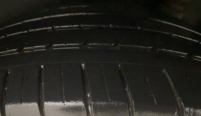 2021 KIA SELTOS GTX PLUS DCT 1.4 PETROL, Petrol, Automatic, 30,505 km, Left Rear Tyre Tread