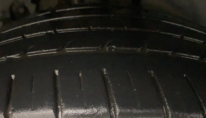 2021 KIA SELTOS GTX PLUS DCT 1.4 PETROL, Petrol, Automatic, 30,505 km, Right Rear Tyre Tread