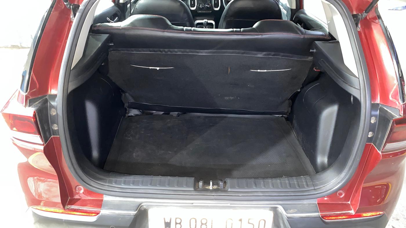 2021 KIA SONET HTK 1.2, Petrol, Manual, 34,904 km, Boot Inside