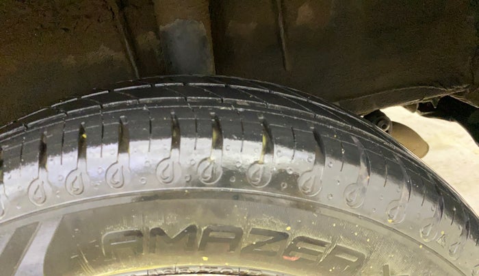 2020 Renault Kwid RXL, Petrol, Manual, 22,744 km, Left Rear Tyre Tread