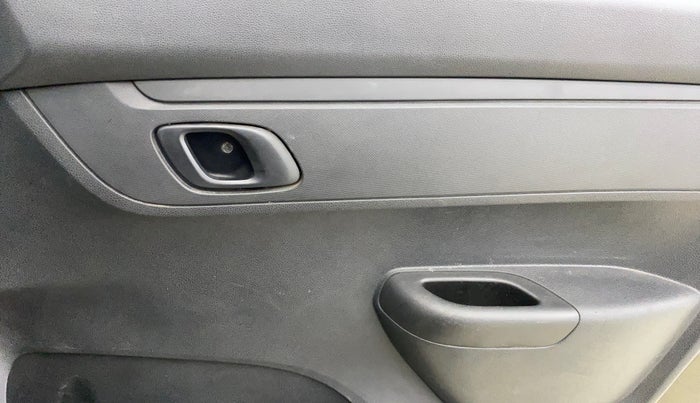 2020 Renault Kwid RXL, Petrol, Manual, 22,744 km, Driver Side Door Panels Control