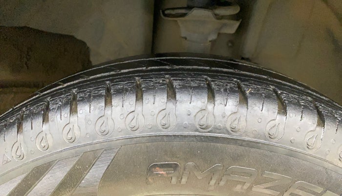 2020 Renault Kwid RXL, Petrol, Manual, 22,744 km, Right Front Tyre Tread