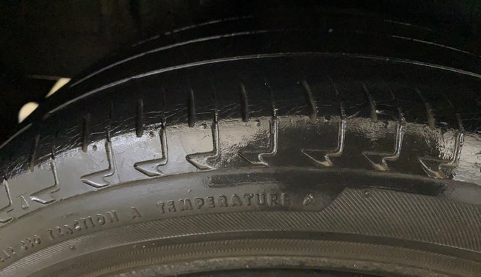 2018 Maruti IGNIS DELTA 1.2 AMT, Petrol, Automatic, 58,306 km, Right Rear Tyre Tread