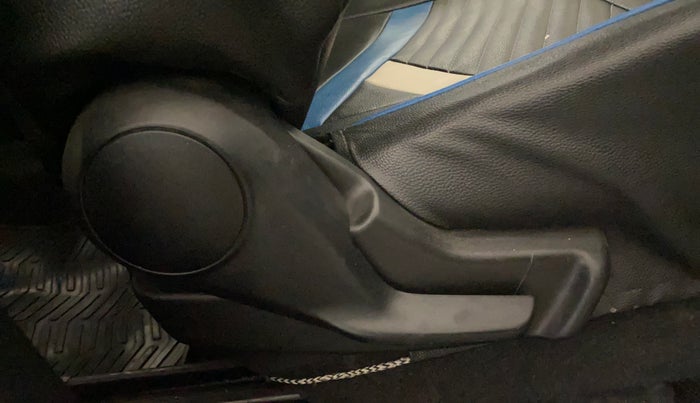 2018 Maruti IGNIS DELTA 1.2 AMT, Petrol, Automatic, 58,306 km, Driver Side Adjustment Panel