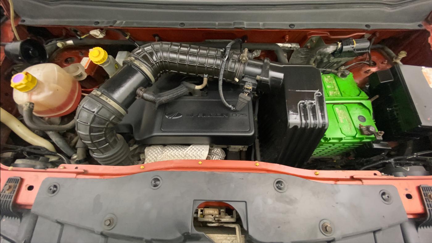 2016 Mahindra Kuv100 K8 D 6 STR, Diesel, Manual, 22,421 km, Open Bonet