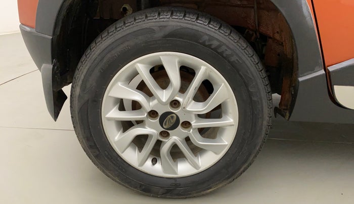 2016 Mahindra Kuv100 K8 D 6 STR, Diesel, Manual, 22,421 km, Right Rear Wheel