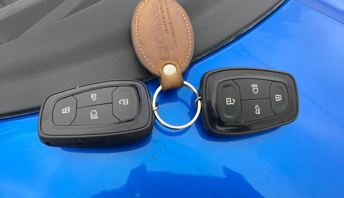 2018 Tata NEXON XZ PLUS PETROL, Petrol, Manual, 51,151 km, Key Close Up