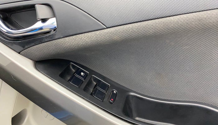 2018 Tata NEXON XZ PLUS PETROL, Petrol, Manual, 51,151 km, Driver Side Door Panels Control