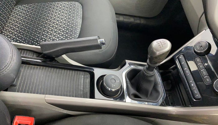 2018 Tata NEXON XZ PLUS PETROL, Petrol, Manual, 51,151 km, Gear Lever