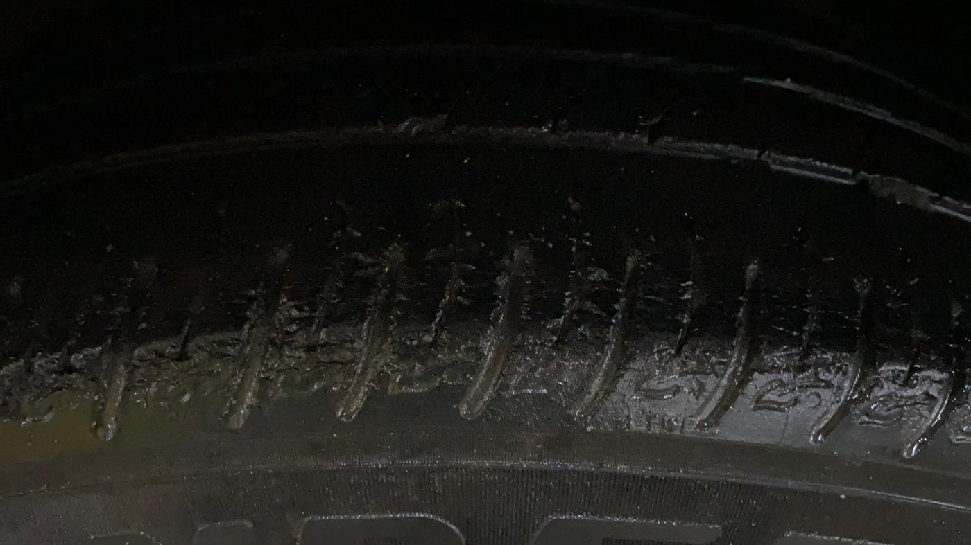 2019 Hyundai VENUE SX PLUS 1.0 TURBO DCT, Petrol, Automatic, 63,902 km, Left Front Tyre Tread