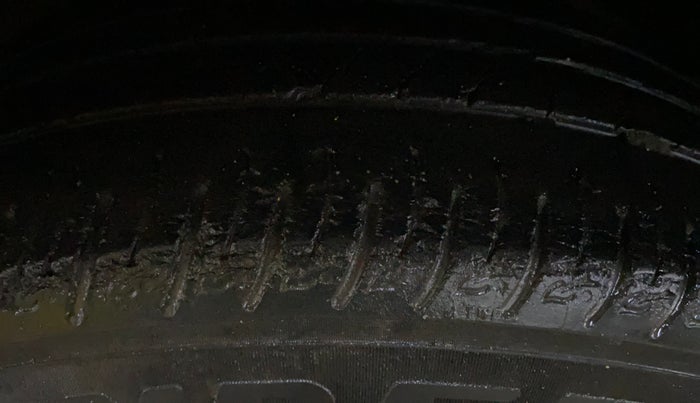 2019 Hyundai VENUE SX PLUS 1.0 TURBO DCT, Petrol, Automatic, 65,357 km, Left Front Tyre Tread