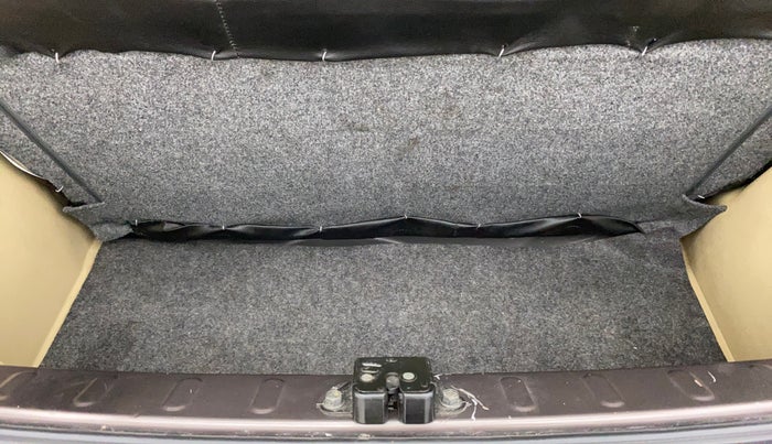 2013 Honda Brio EX MT, Petrol, Manual, 39,892 km, Boot Inside